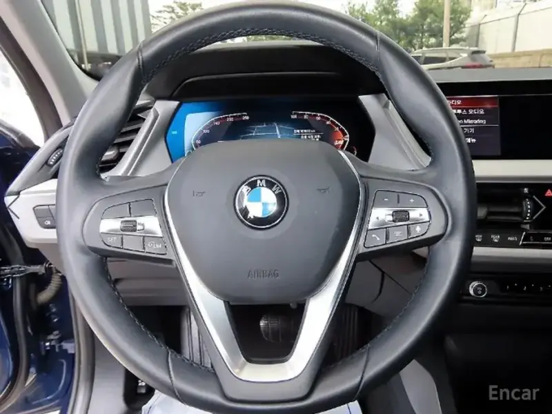 2021 BMW 1 серии с пробегом 107 608 км