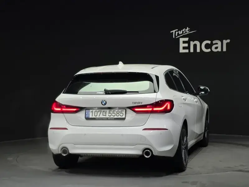 2021 BMW 1 серии с пробегом 47 863 км