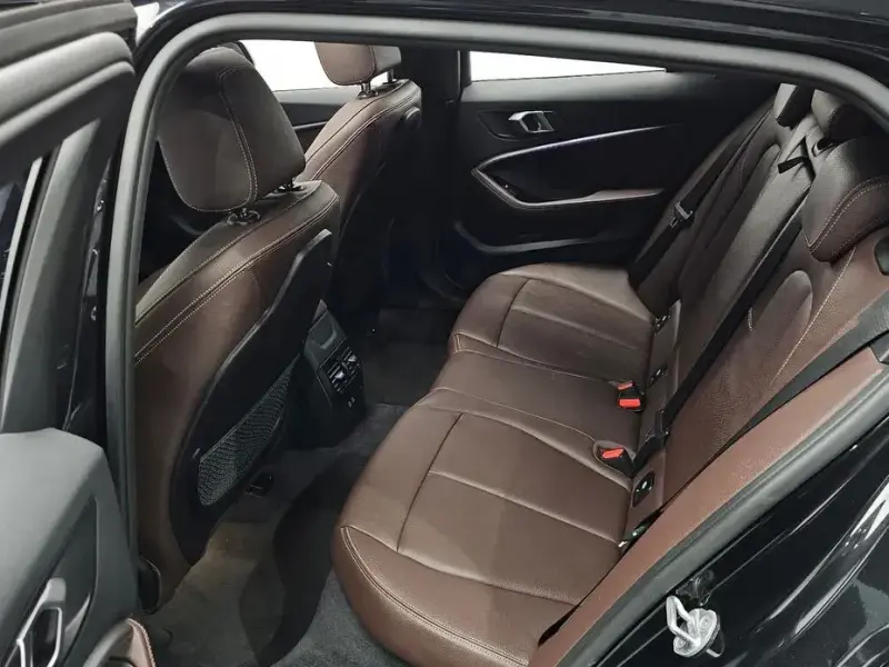 2021 BMW 1 серии с пробегом 80 380 км