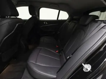 2022 BMW 1 серии с пробегом 40 777 км