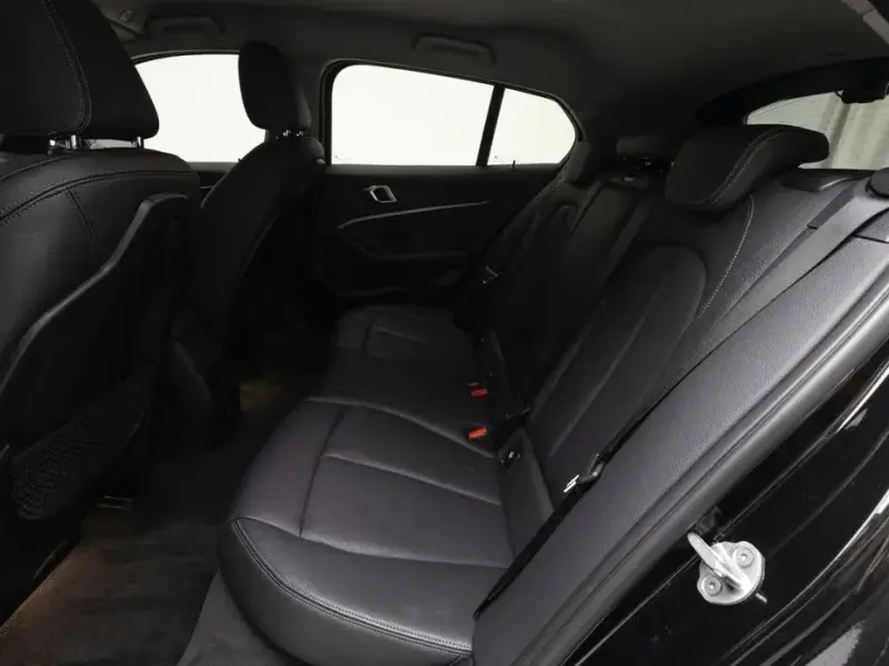 2022 BMW 1 серии с пробегом 40 777 км