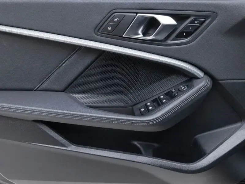 2022 BMW 1 серии с пробегом 40 777 км
