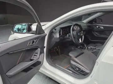 2020 BMW 1 серии с пробегом 61 586 км