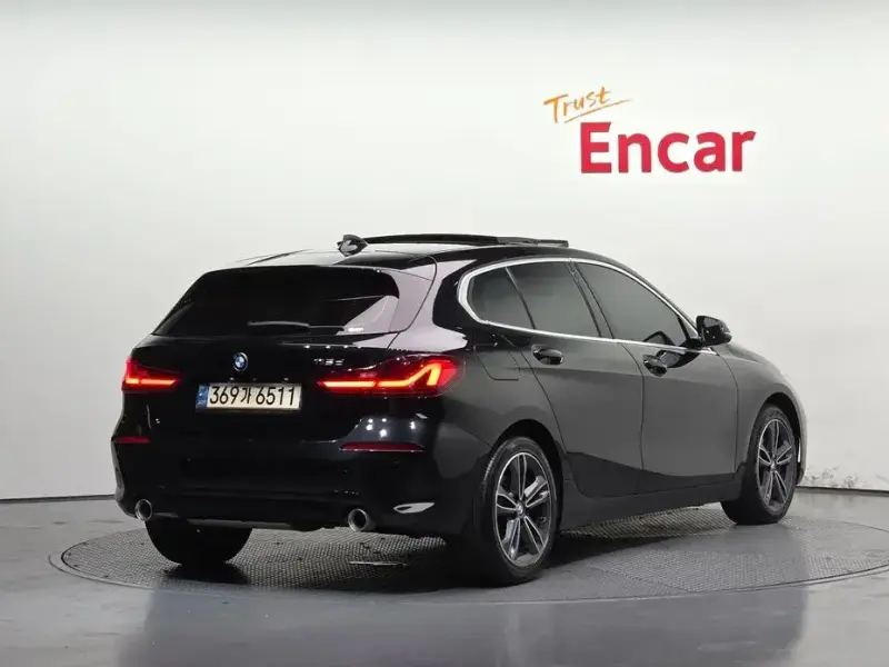2021 BMW 1 серии с пробегом 55 373 км