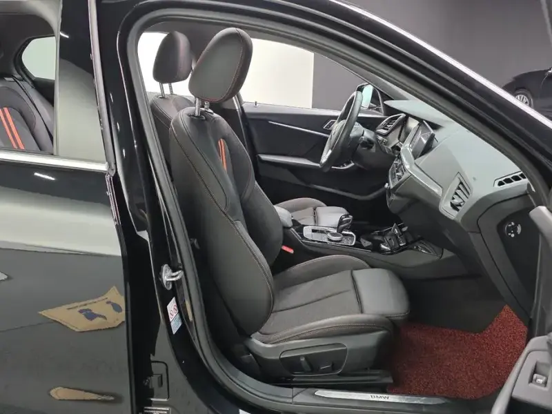 2021 BMW 1 серии с пробегом 55 373 км