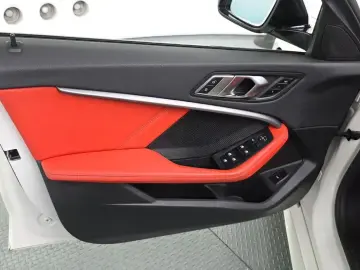 2021 BMW 1 серии с пробегом 85 311 км