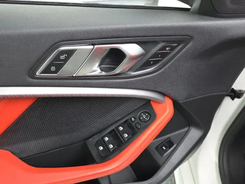 2021 BMW 1 серии с пробегом 85 311 км