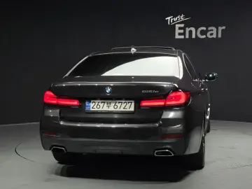 2021 BMW 5 серии с пробегом 80 002 км