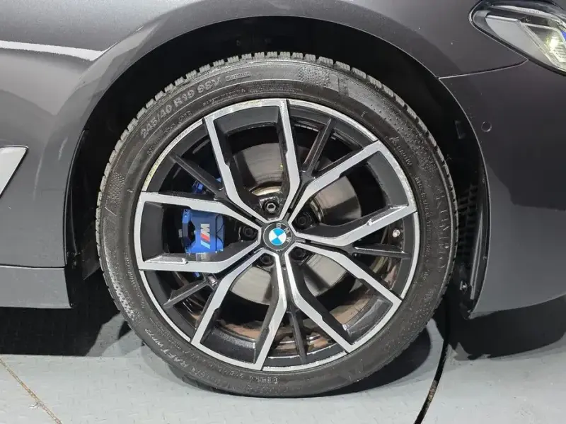2021 BMW 5 серии с пробегом 80 002 км