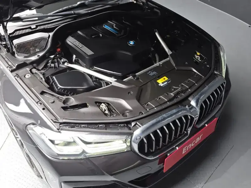 2021 BMW 5 серии с пробегом 80 002 км