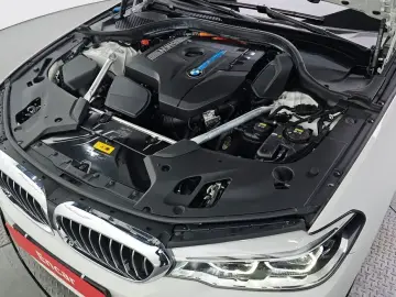 2020 BMW 5 серии с пробегом 85 169 км