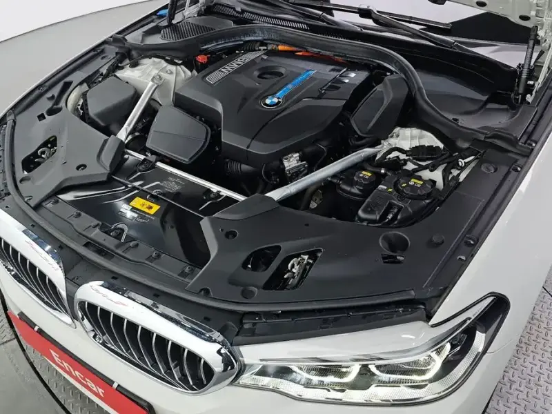 2020 BMW 5 серии с пробегом 85 169 км