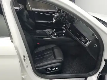 2020 BMW 5 серии с пробегом 85 169 км