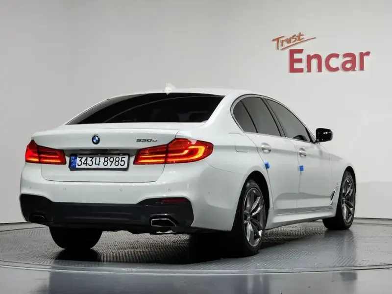 2020 BMW 5 серии с пробегом 80 687 км