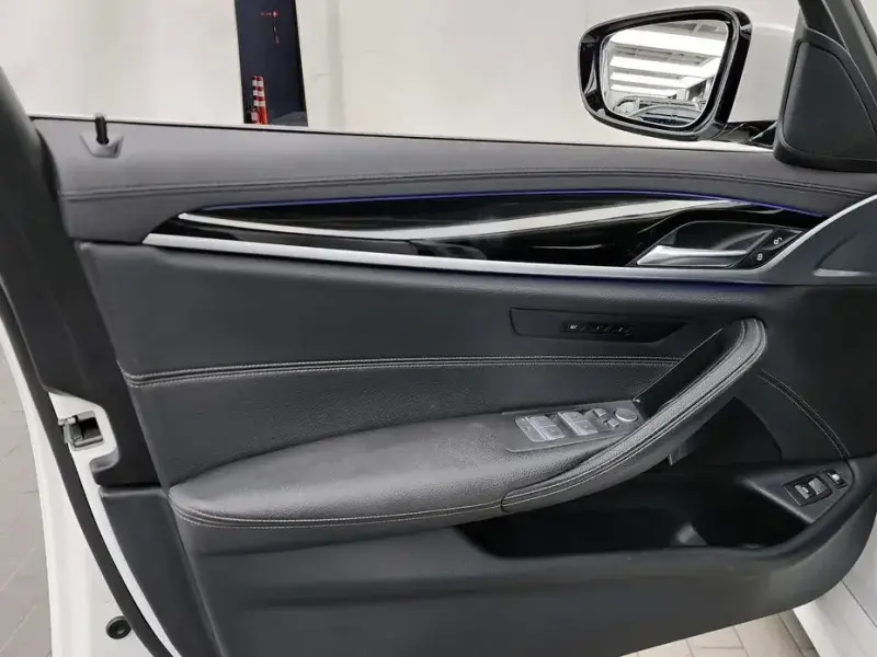 2020 BMW 5 серии с пробегом 80 687 км