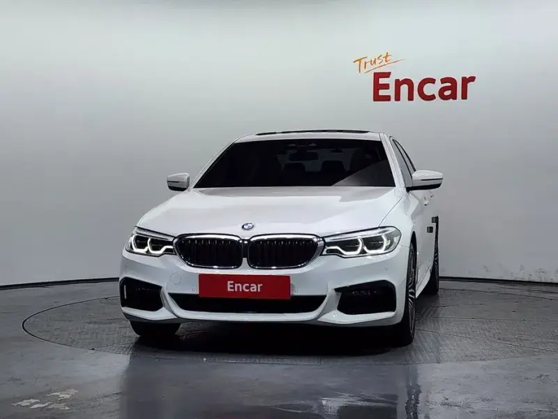 2020 BMW 5 серии с пробегом 48 546 км