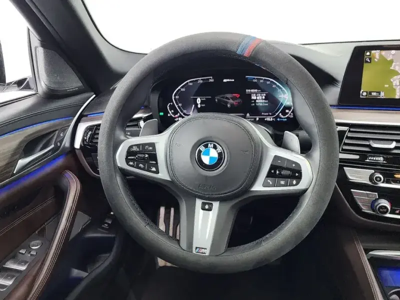 2020 BMW 5 серии с пробегом 48 546 км