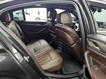 2020 BMW 5 серии с пробегом 66 079 км