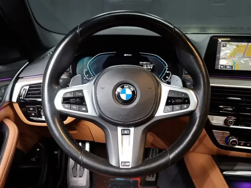 2020 BMW 5 серии с пробегом 102 111 км