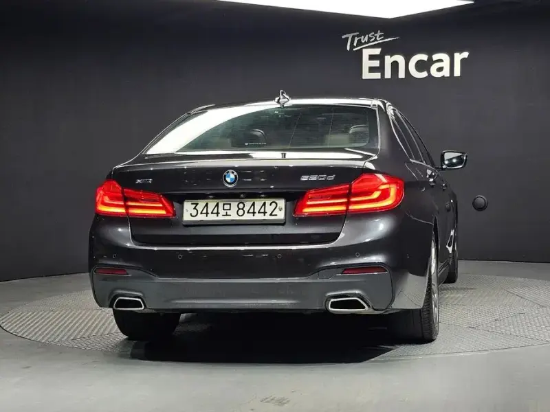 2019 BMW 5 серии с пробегом 113 006 км