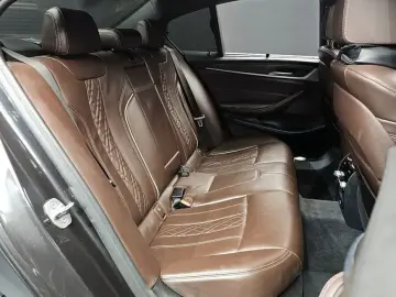 2019 BMW 5 серии с пробегом 113 006 км