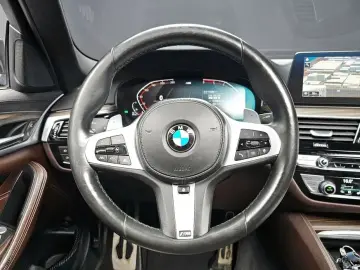 2019 BMW 5 серии с пробегом 113 006 км