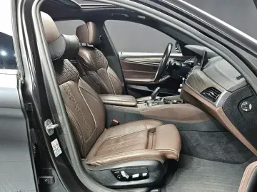 2019 BMW 5 серии с пробегом 113 006 км
