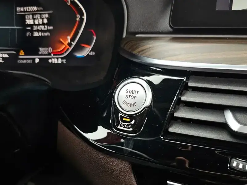 2019 BMW 5 серии с пробегом 113 006 км