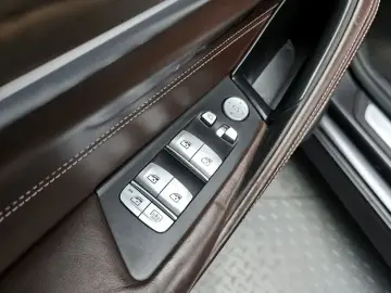 2019 BMW 5 серии с пробегом 113 006 км