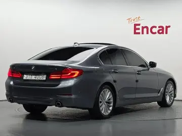 2019 BMW 5 серии с пробегом 128 879 км