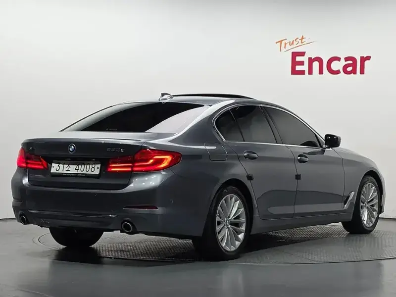 2019 BMW 5 серии с пробегом 128 879 км