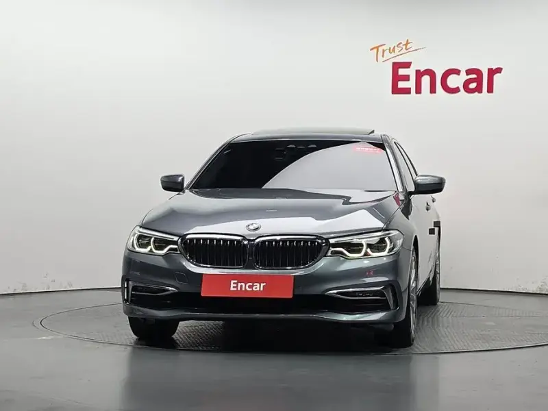 2019 BMW 5 серии с пробегом 128 879 км