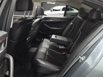2019 BMW 5 серии с пробегом 128 879 км