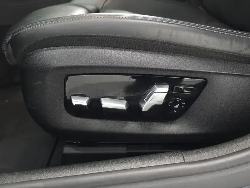 2019 BMW 5 серии с пробегом 128 879 км