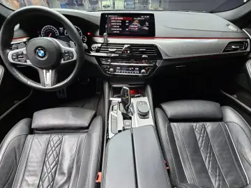 2019 BMW 5 серии с пробегом 99 335 км