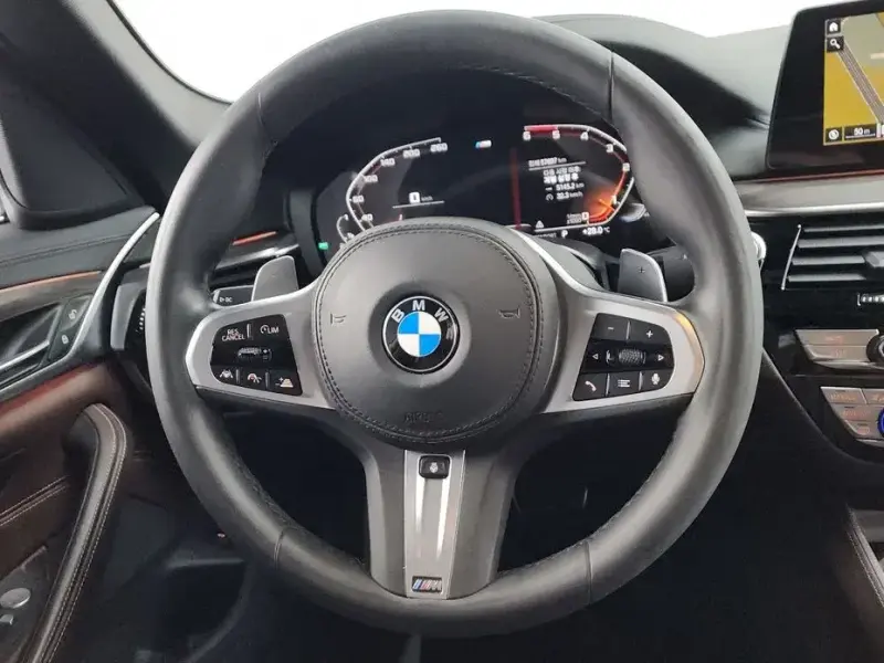 2020 BMW 5 серии с пробегом 57 697 км