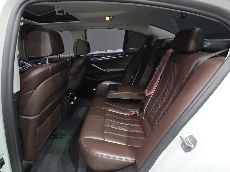 2018 BMW 5 серии с пробегом 116 859 км