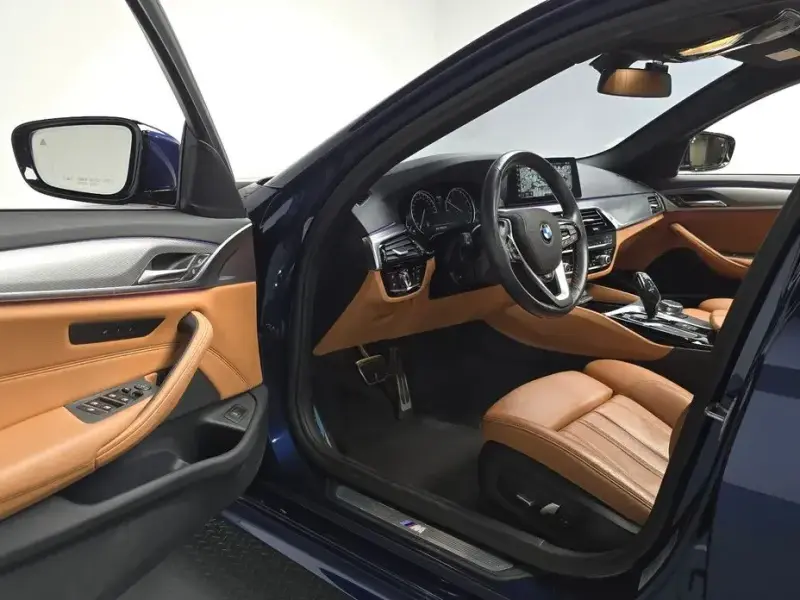 2018 BMW 5 серии с пробегом 67 818 км