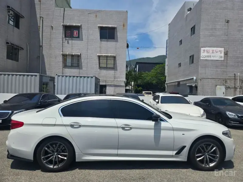 2018 BMW 5 серии с пробегом 136 000 км