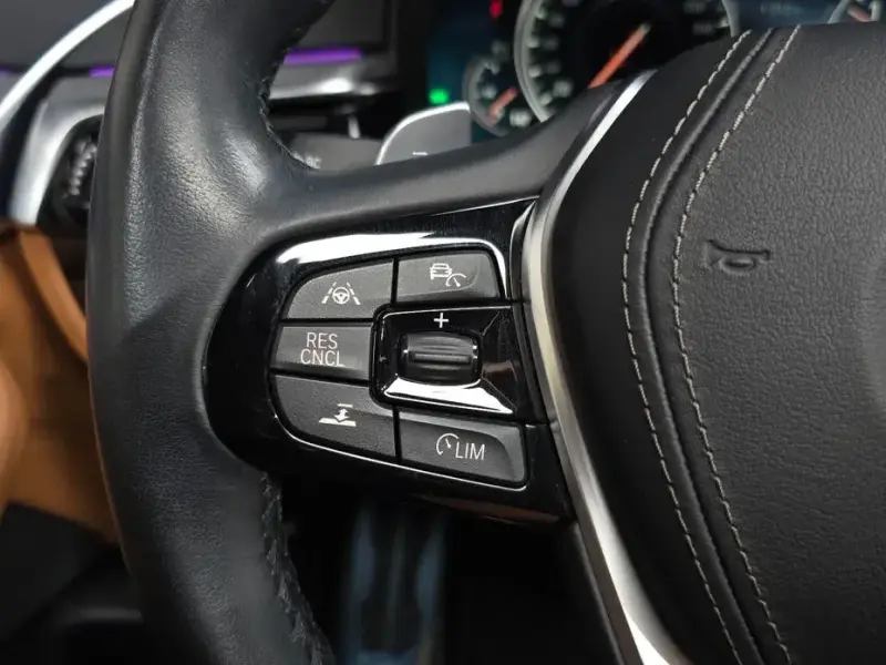 2018 BMW 5 серии с пробегом 67 818 км