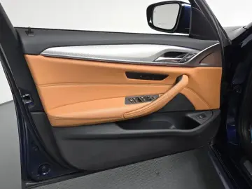 2018 BMW 5 серии с пробегом 67 818 км