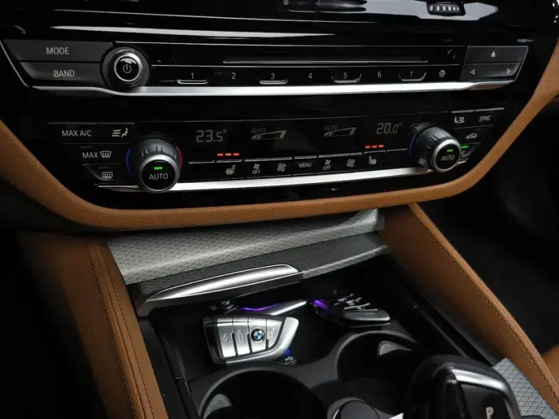 2018 BMW 5 серии с пробегом 67 818 км