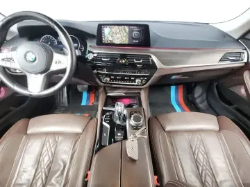 2019 BMW 5 серии с пробегом 123 726 км