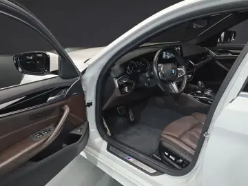 2018 BMW 5 серии с пробегом 86 573 км