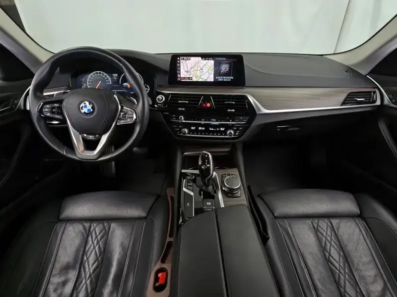 2019 BMW 5 серии с пробегом 53 354 км