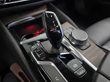 2019 BMW 5 серии с пробегом 53 354 км