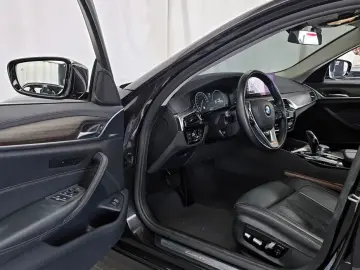 2019 BMW 5 серии с пробегом 53 354 км
