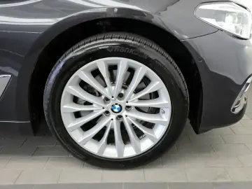 2019 BMW 5 серии с пробегом 53 354 км