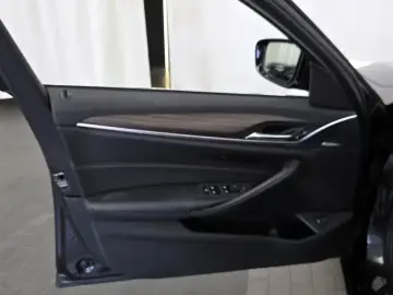 2019 BMW 5 серии с пробегом 53 354 км