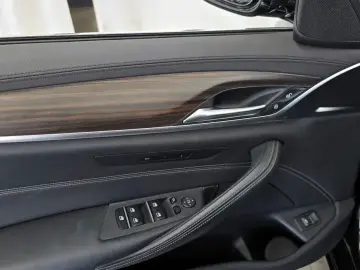2019 BMW 5 серии с пробегом 53 354 км